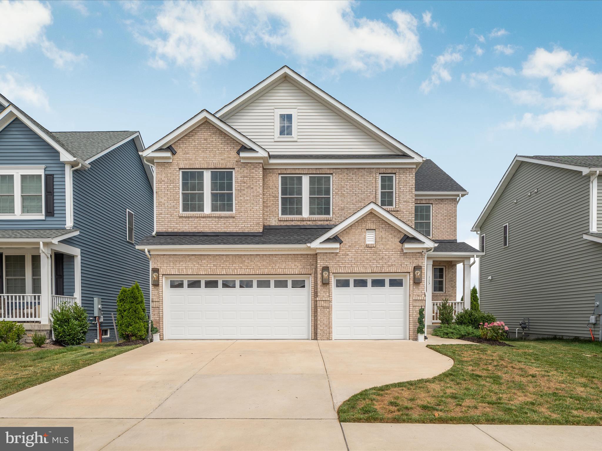 RAVEN OAKS - Residential