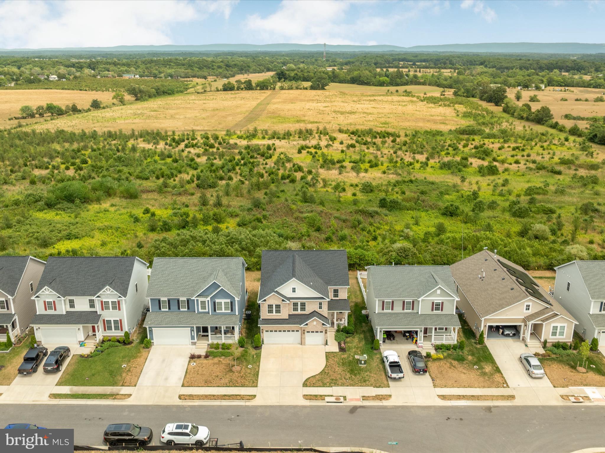 RAVEN OAKS - Residential