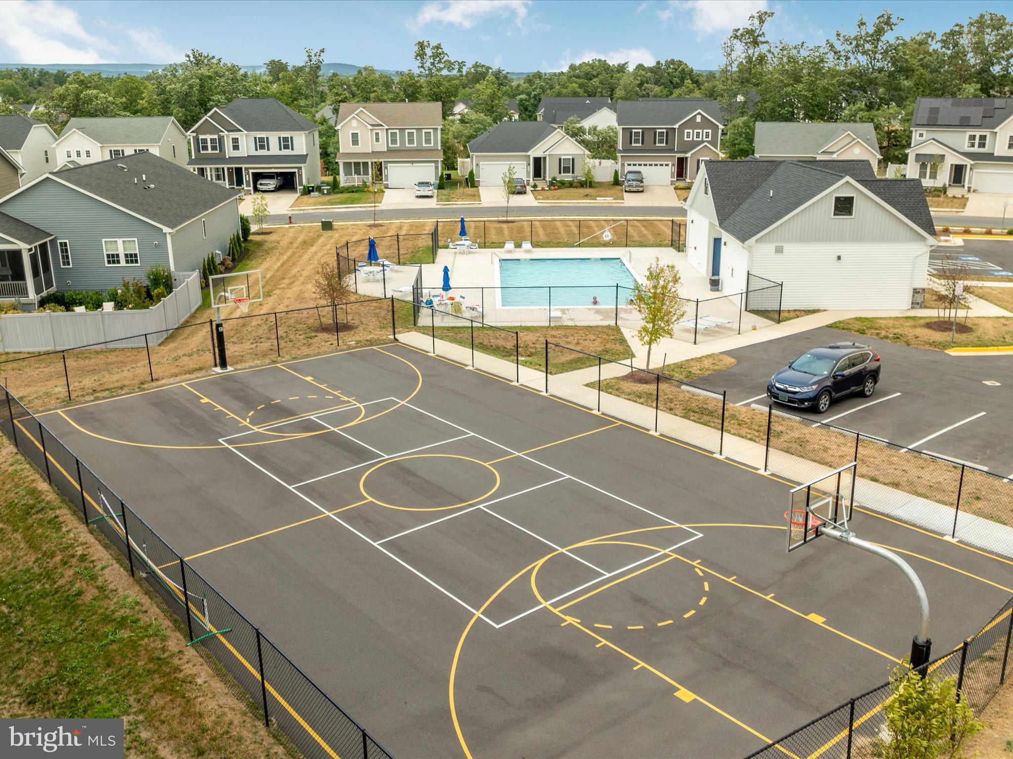 RAVEN OAKS - Residential