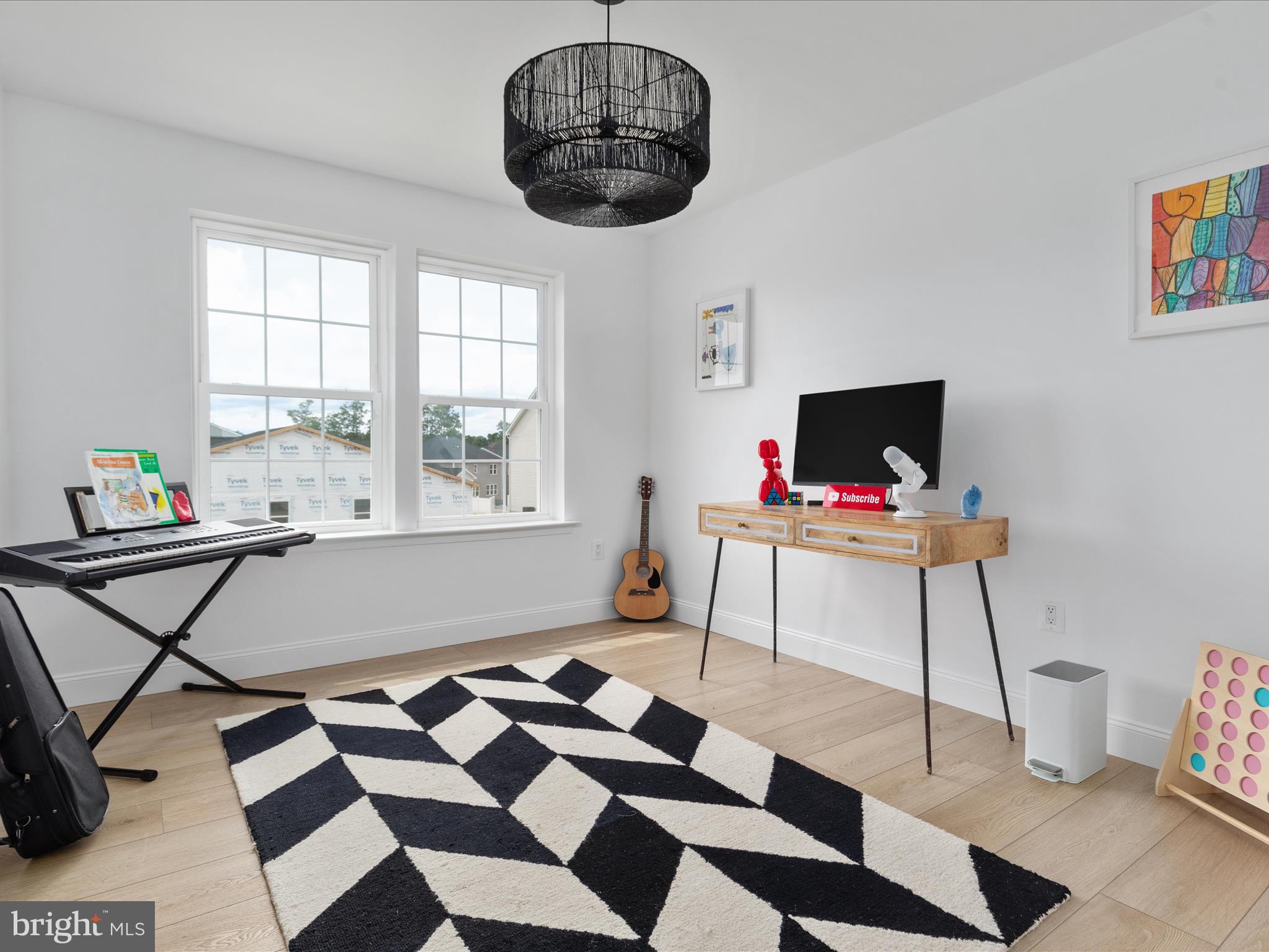 RAVEN OAKS - Residential