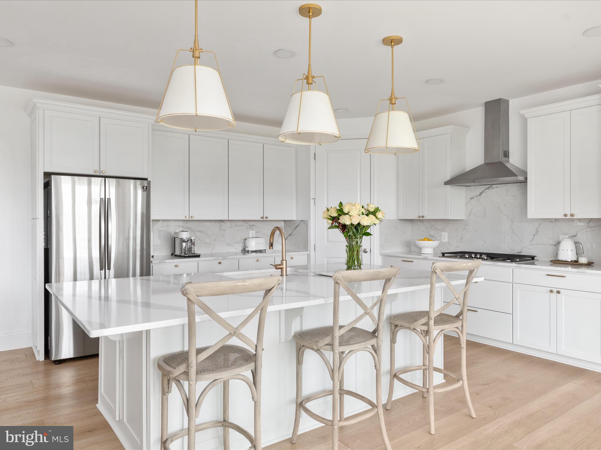 RAVEN OAKS - Residential