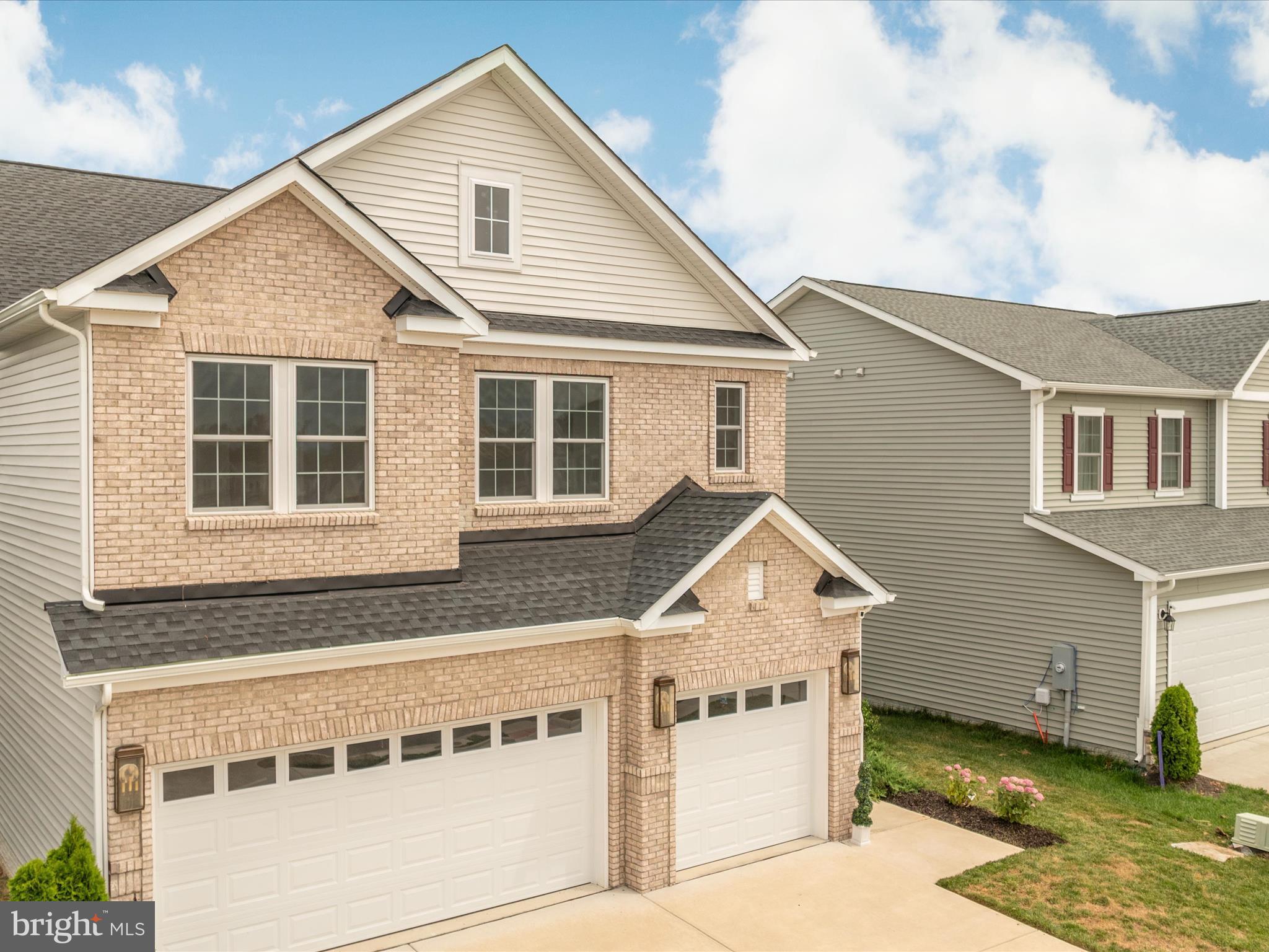 RAVEN OAKS - Residential