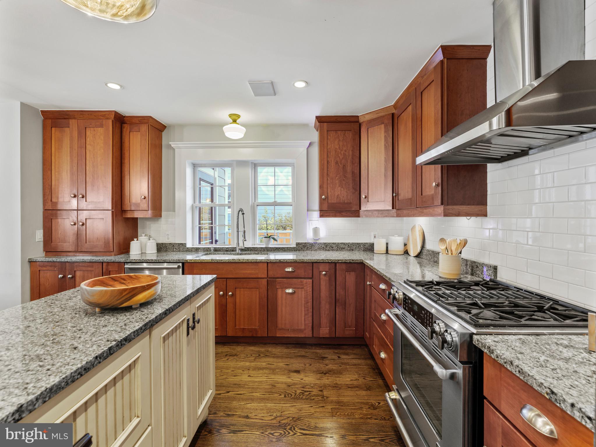 LYON PARK - Residential