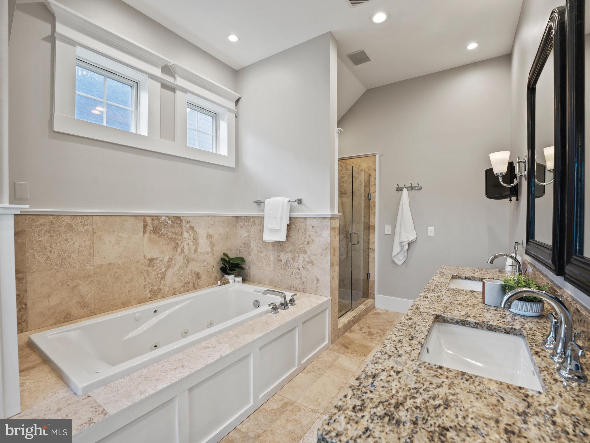 LYON PARK - Residential