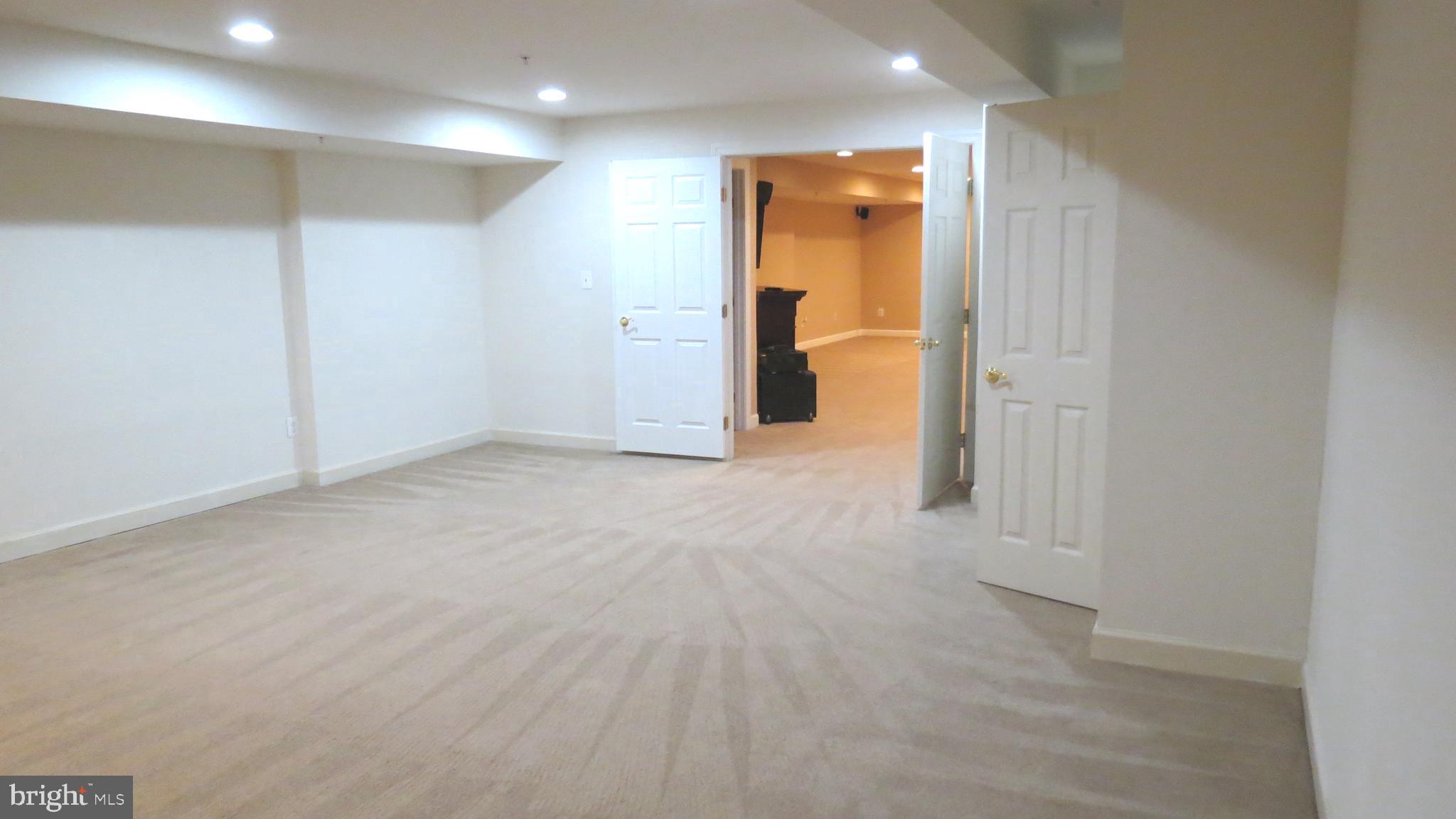 BALK HILL VILLAGE - Residential Lease