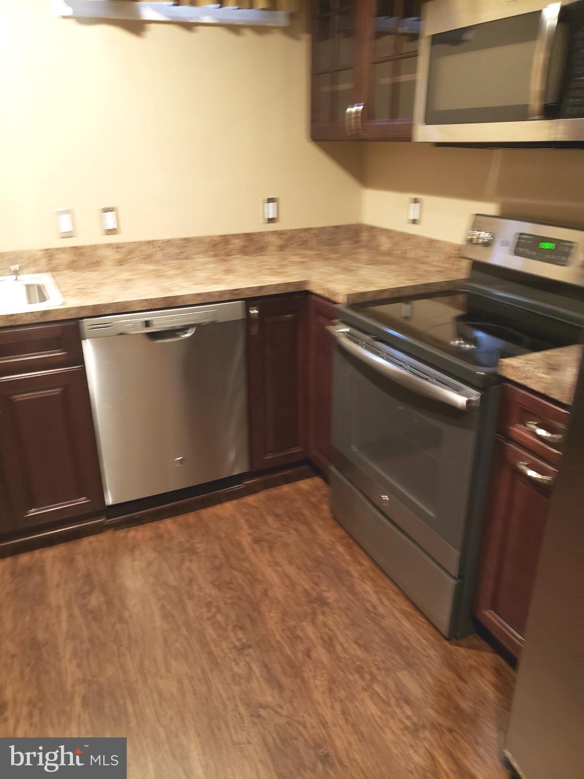 BALK HILL VILLAGE - Residential Lease