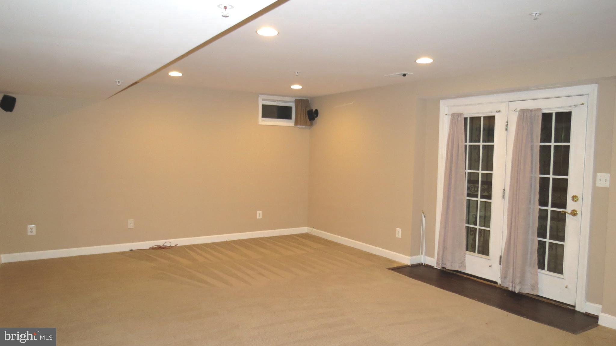 BALK HILL VILLAGE - Residential Lease