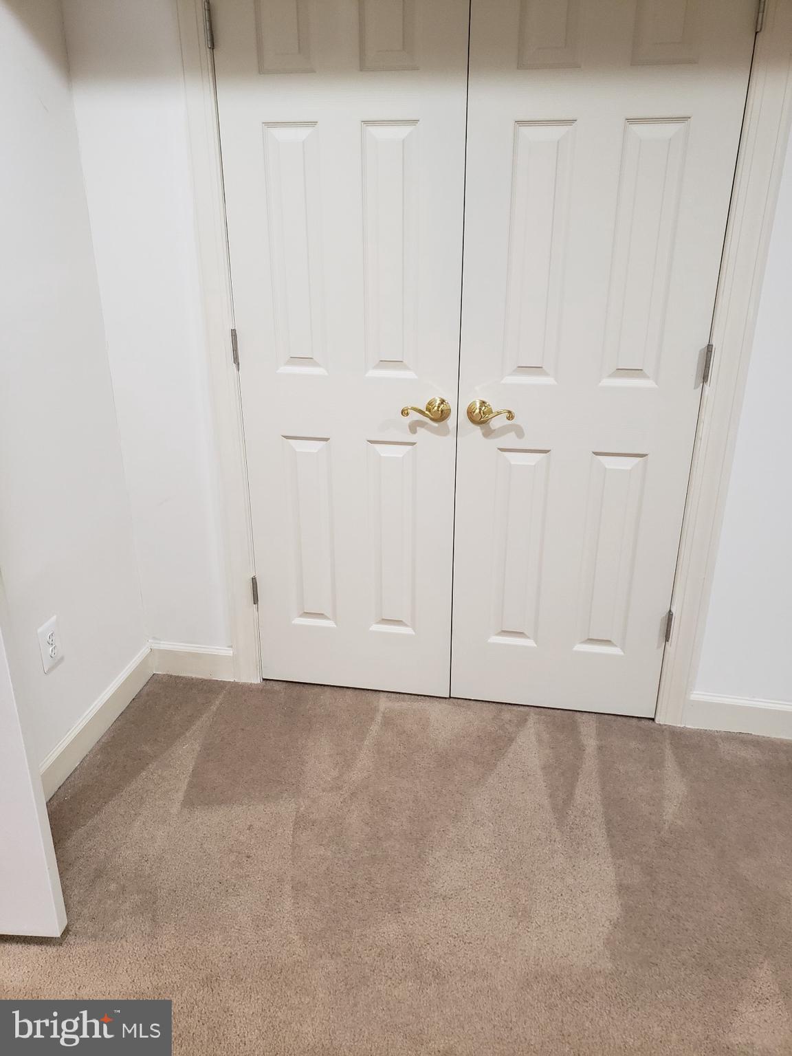 BALK HILL VILLAGE - Residential Lease