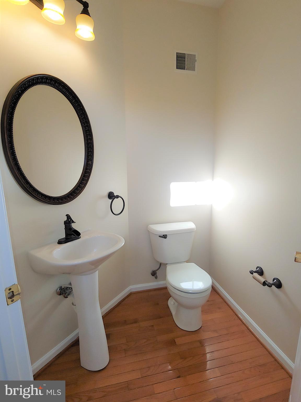 PINEY ORCHARD - Residential Lease