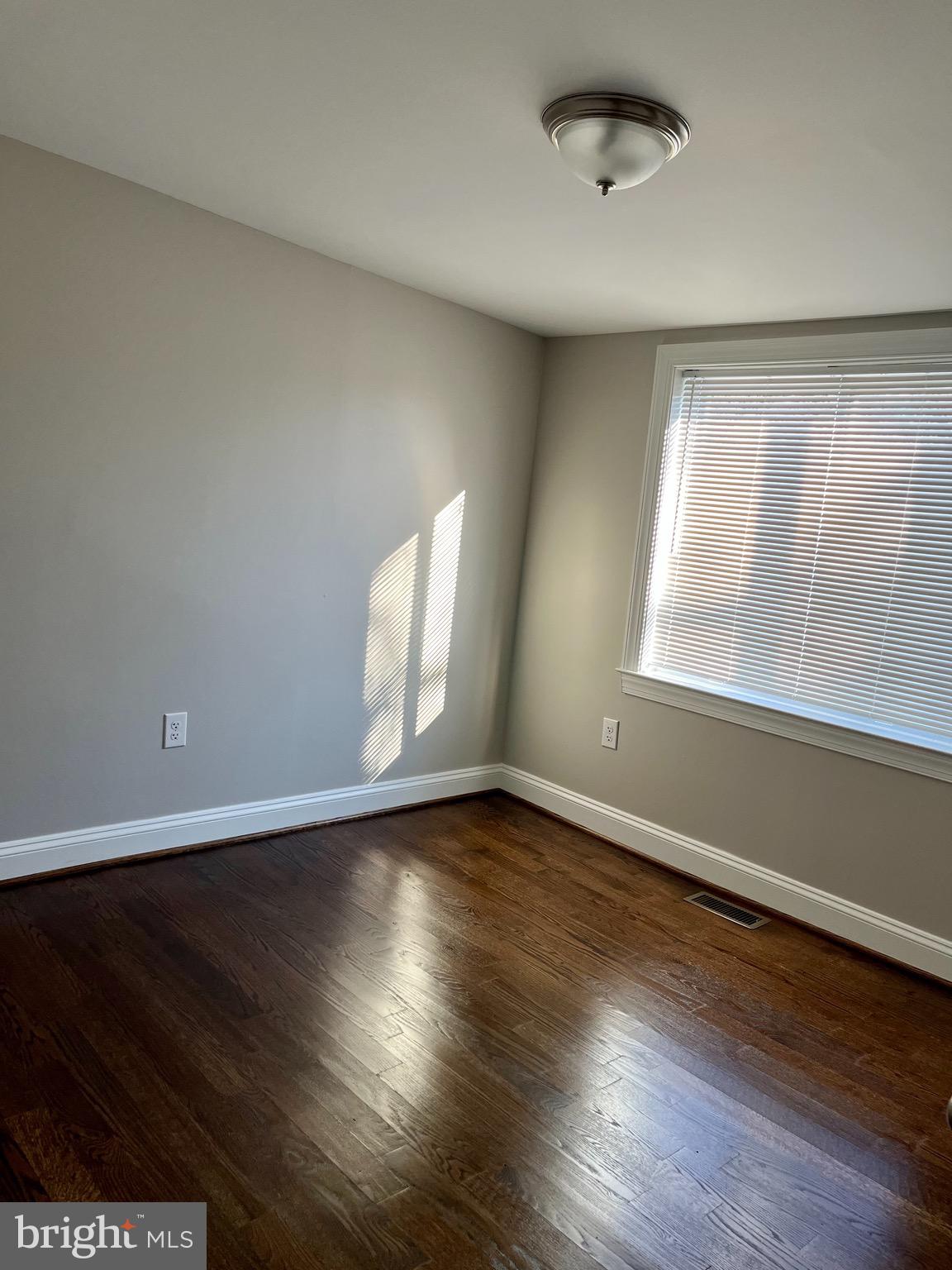 GREEN MEADOWS - Residential Lease