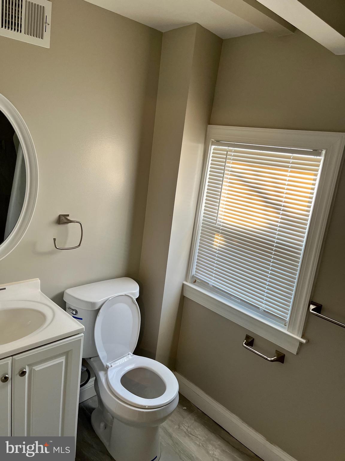 GREEN MEADOWS - Residential Lease