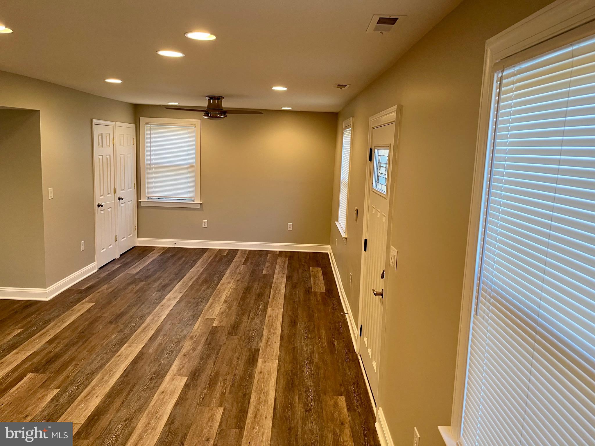 GREEN MEADOWS - Residential Lease