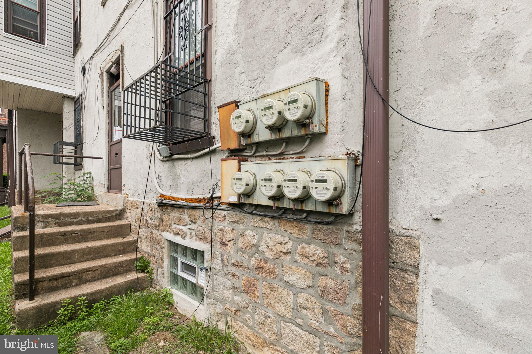 POWELTON VILLAGE - Commercial Sale