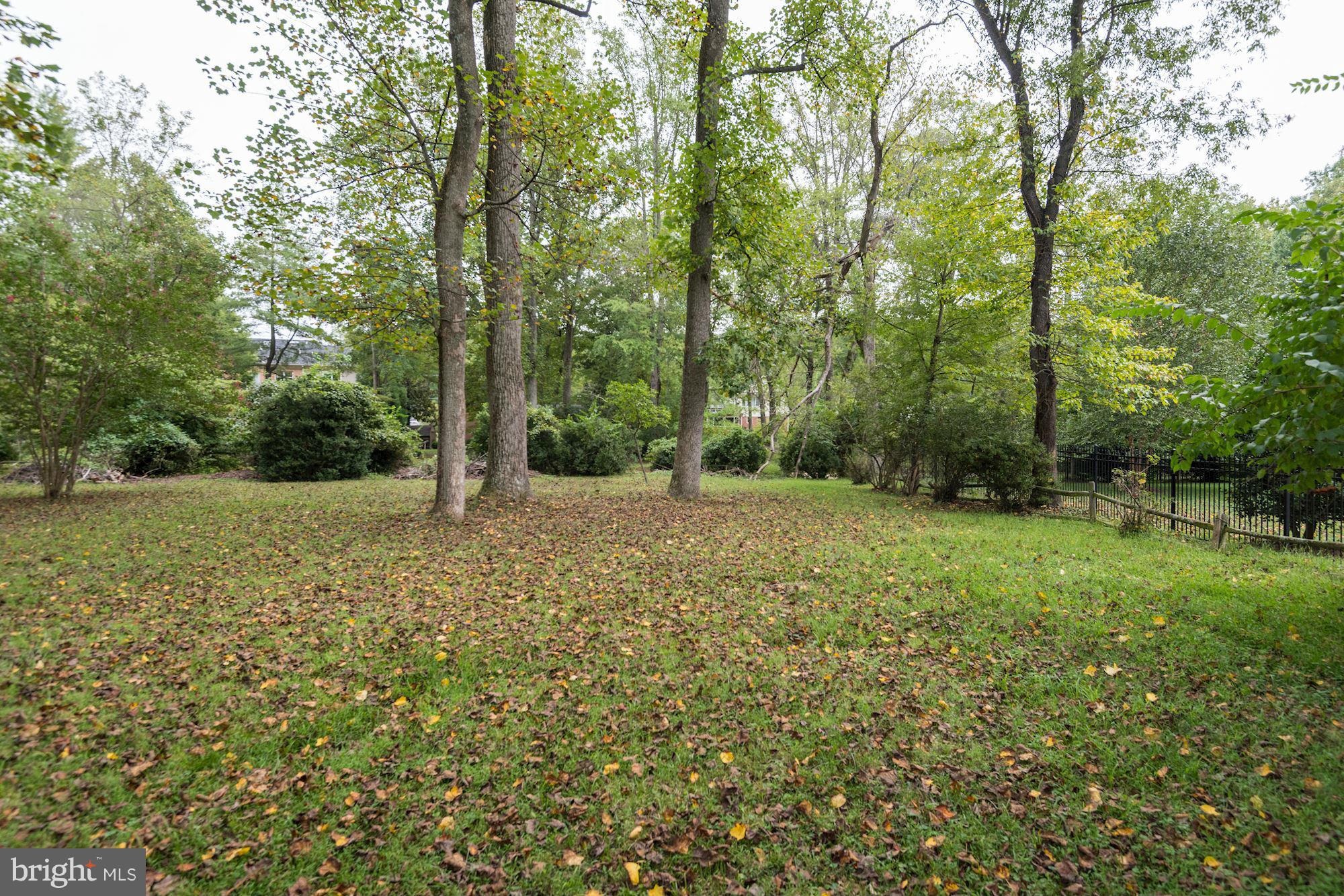 BURNING TREE VALLEY - Residential