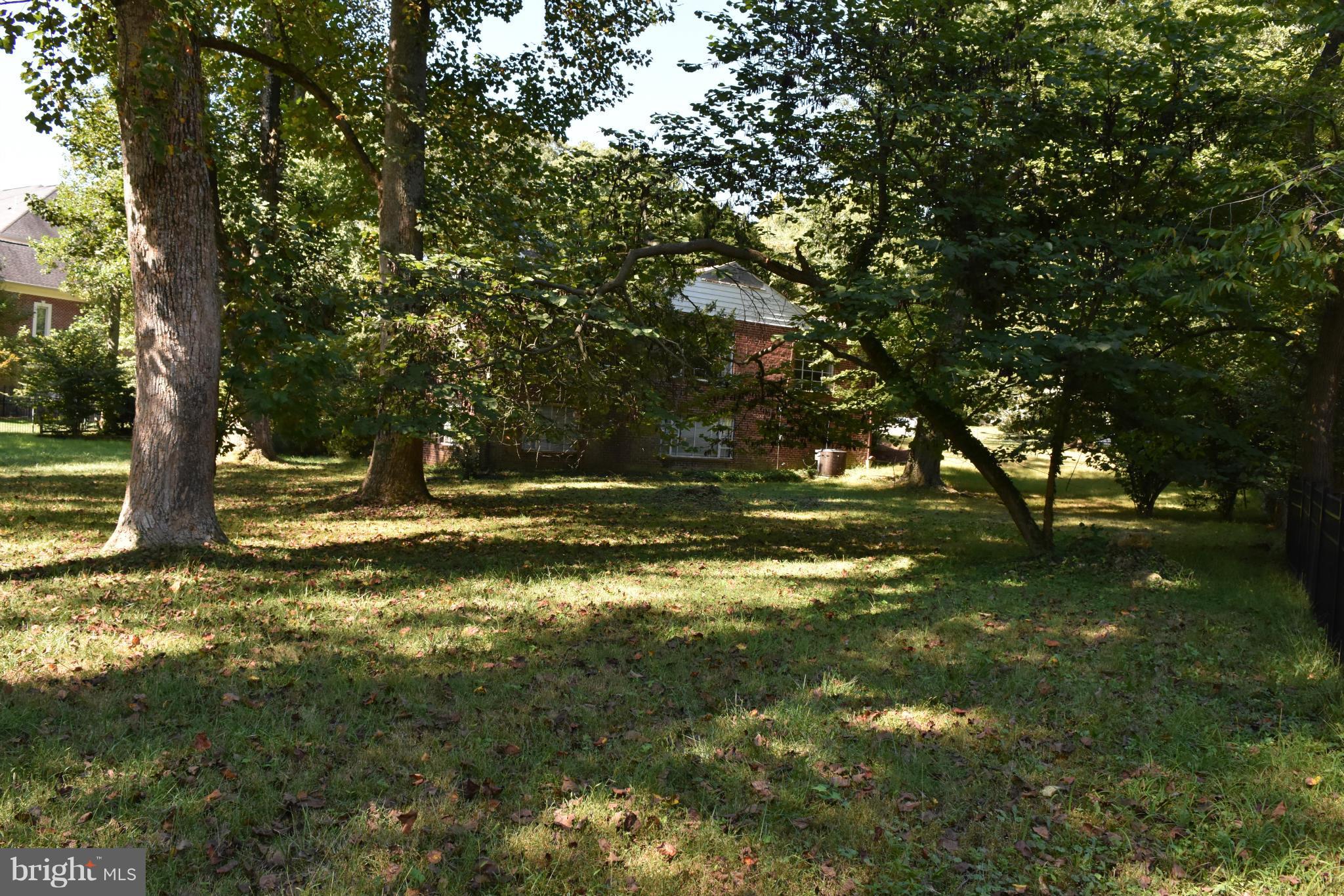 BURNING TREE VALLEY - Residential