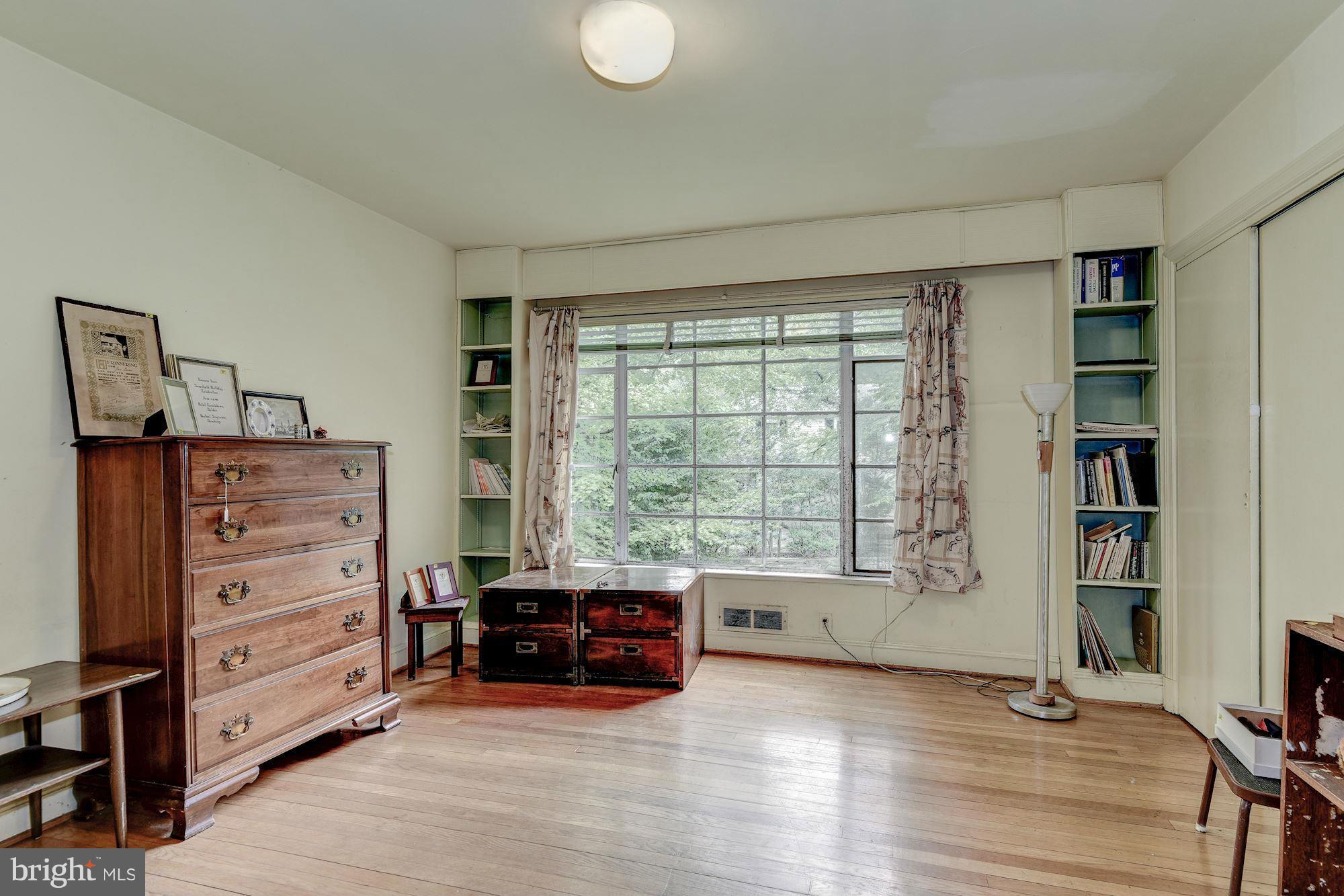 BURNING TREE VALLEY - Residential