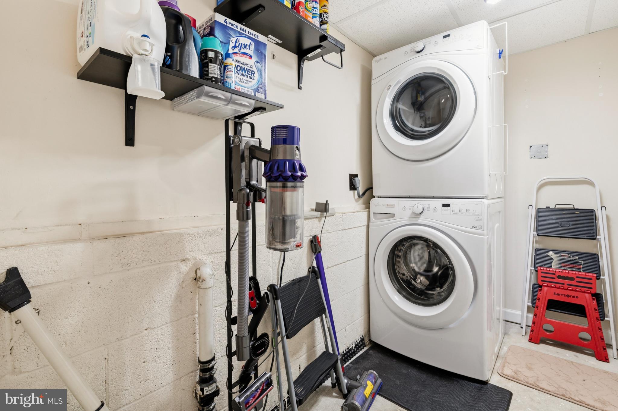 VILLAGE OF OAK GROVE - Residential