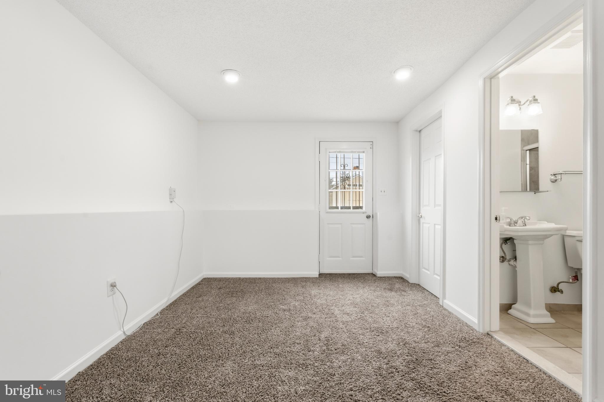 VILLAGE OF OAK GROVE - Residential