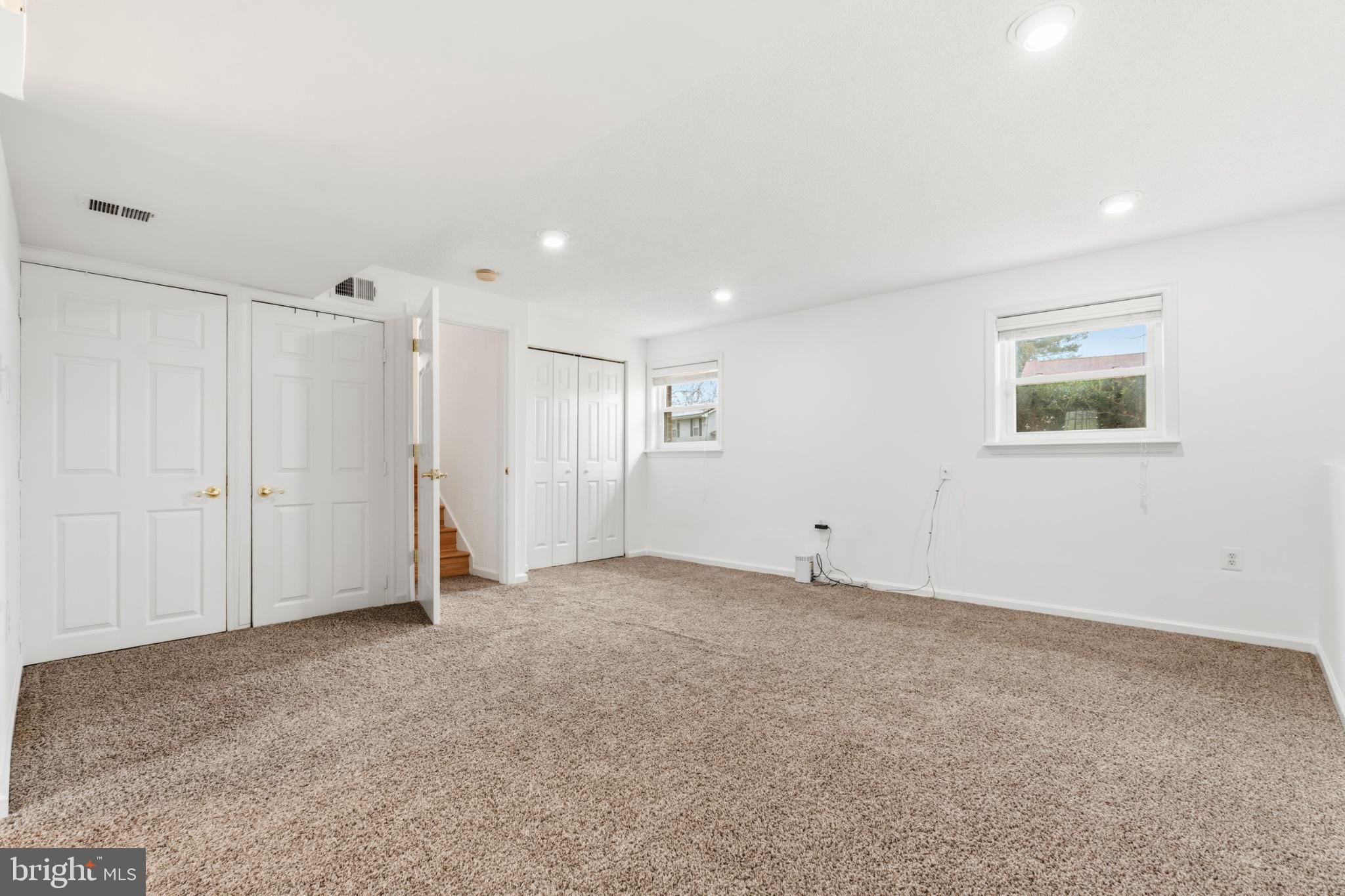 VILLAGE OF OAK GROVE - Residential