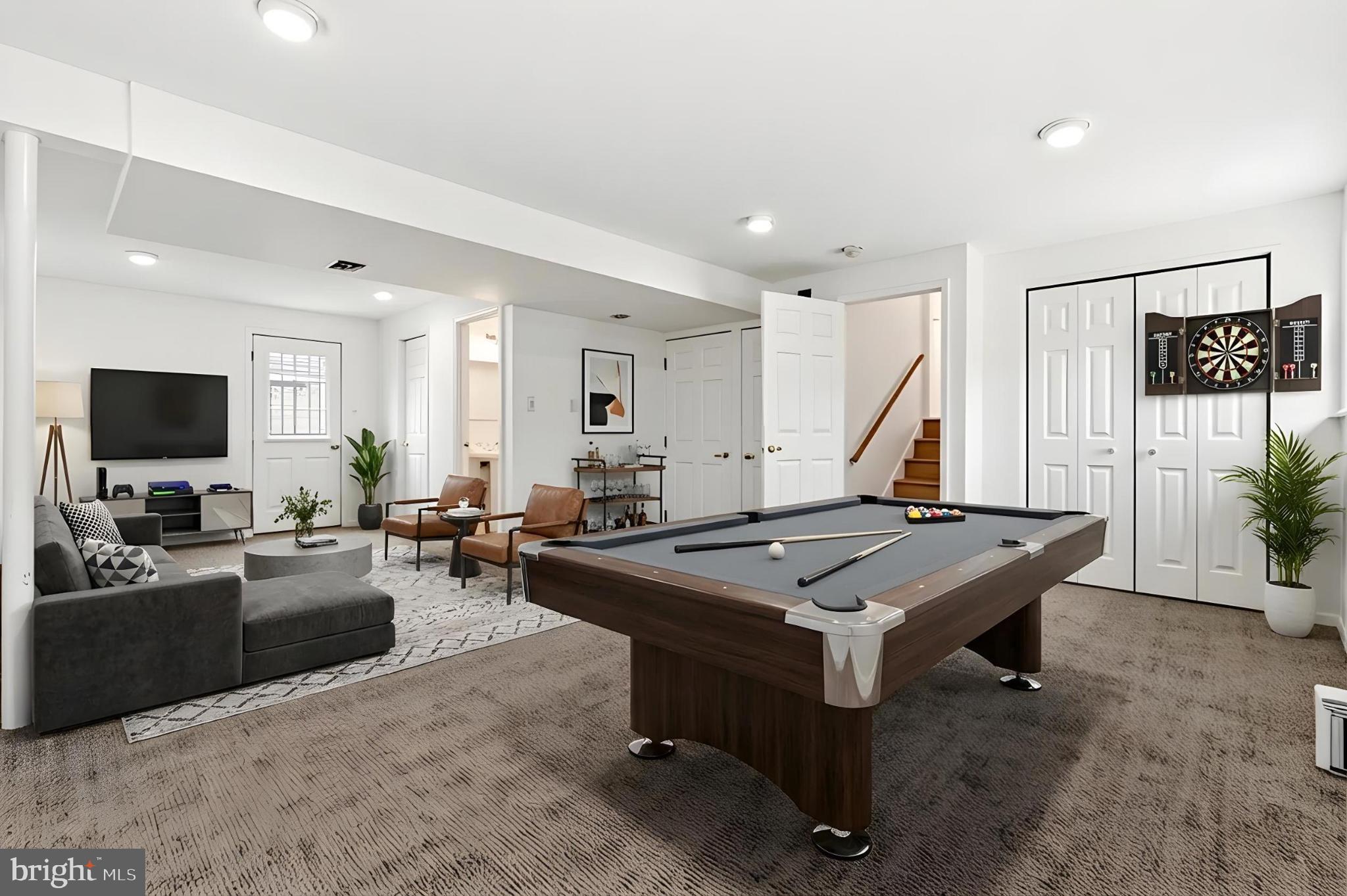 VILLAGE OF OAK GROVE - Residential