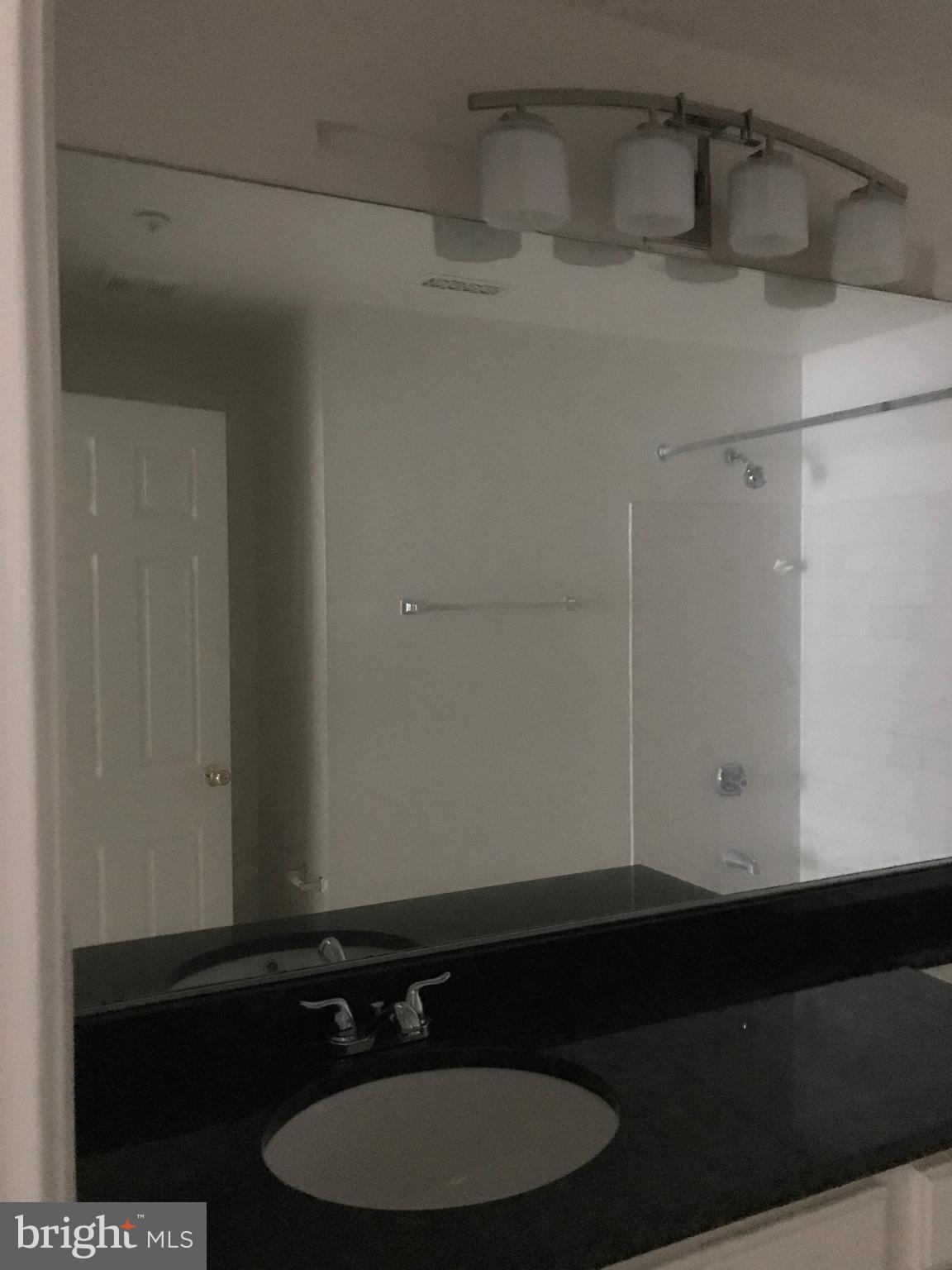 BRISTOL GREEN - Residential