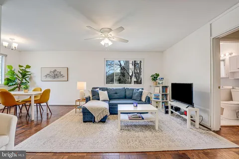 4114 Davis Place NW Unit 205, Washington, DC 20007 - MLS#: DCDC2191598