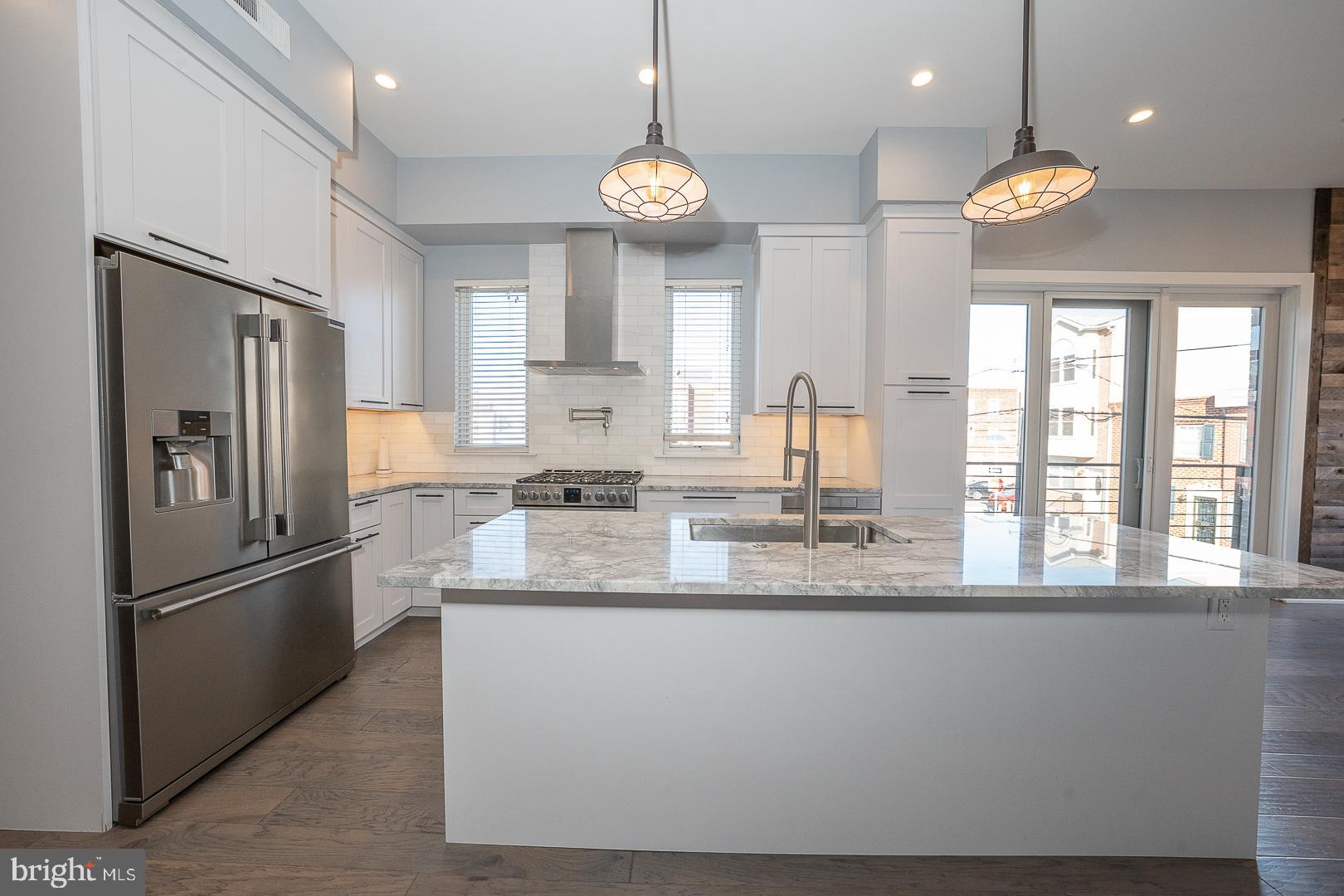 GRADUATE HOSPITAL - Residential