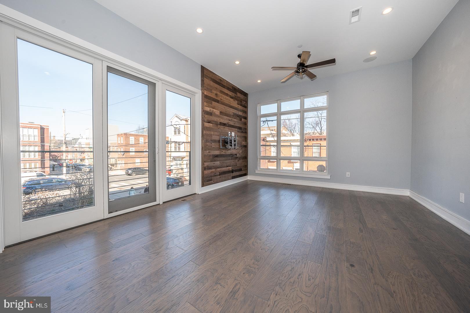 GRADUATE HOSPITAL - Residential