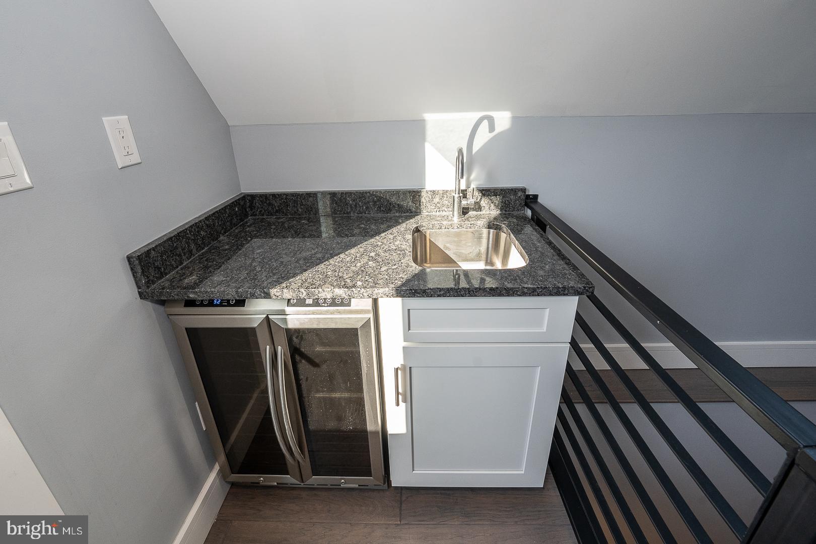 GRADUATE HOSPITAL - Residential