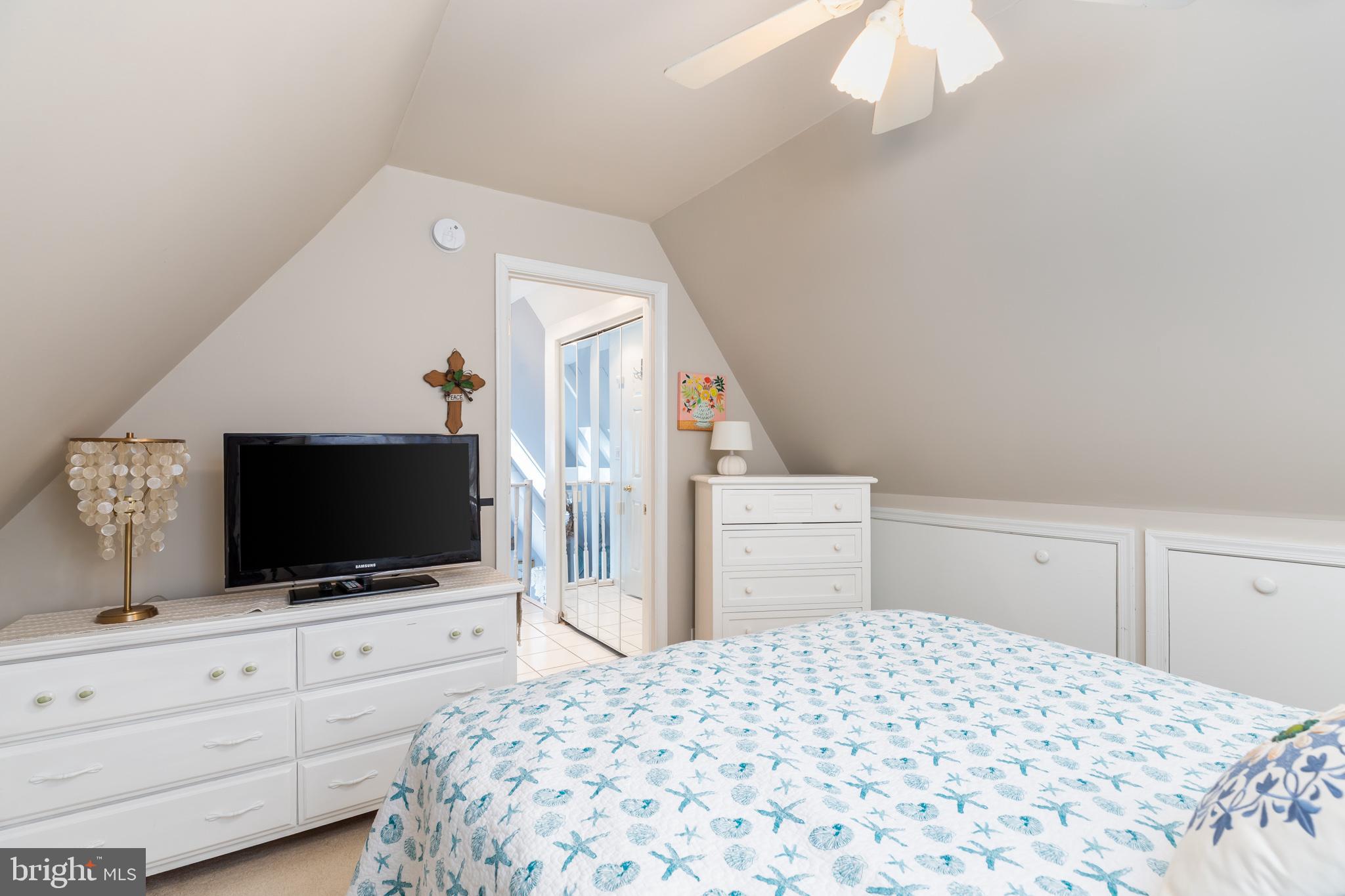 CAPE ISLE OF WIGHT - Residential