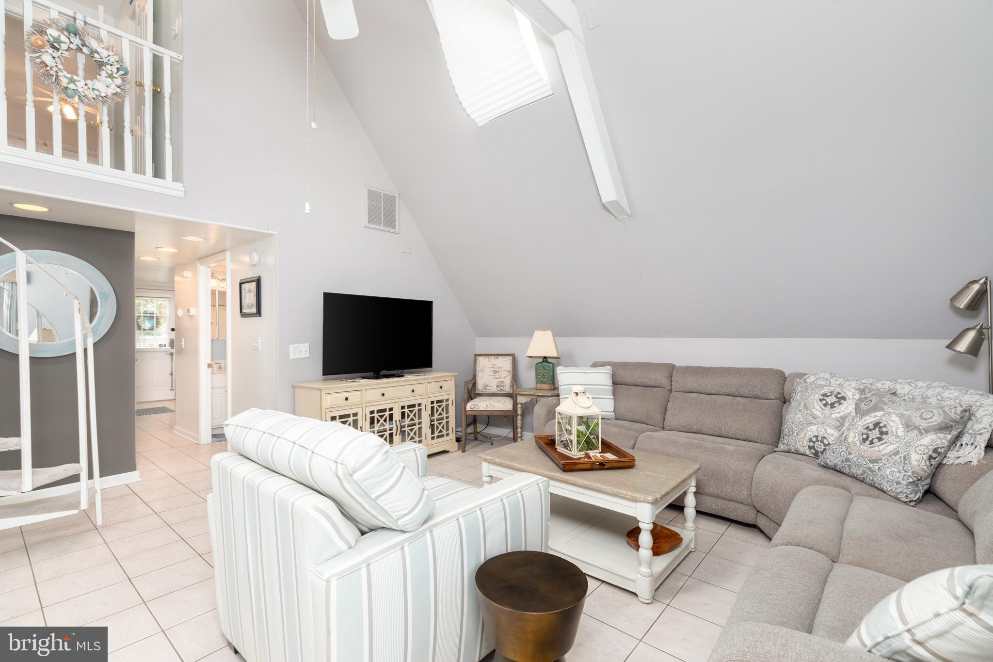 CAPE ISLE OF WIGHT - Residential