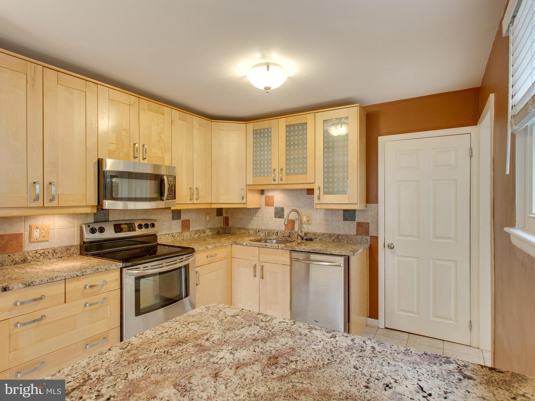 FALLS PARK - Residential Lease