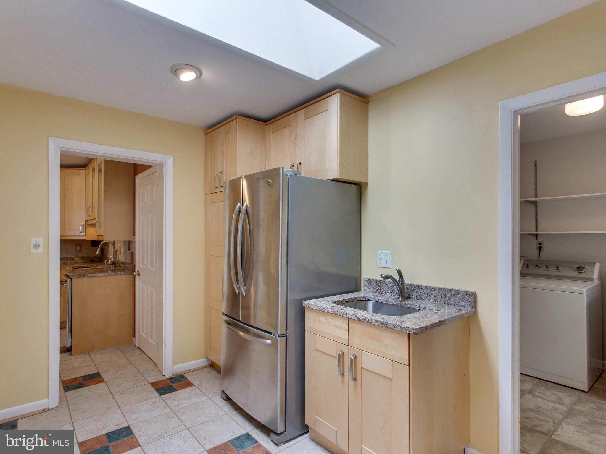 FALLS PARK - Residential Lease