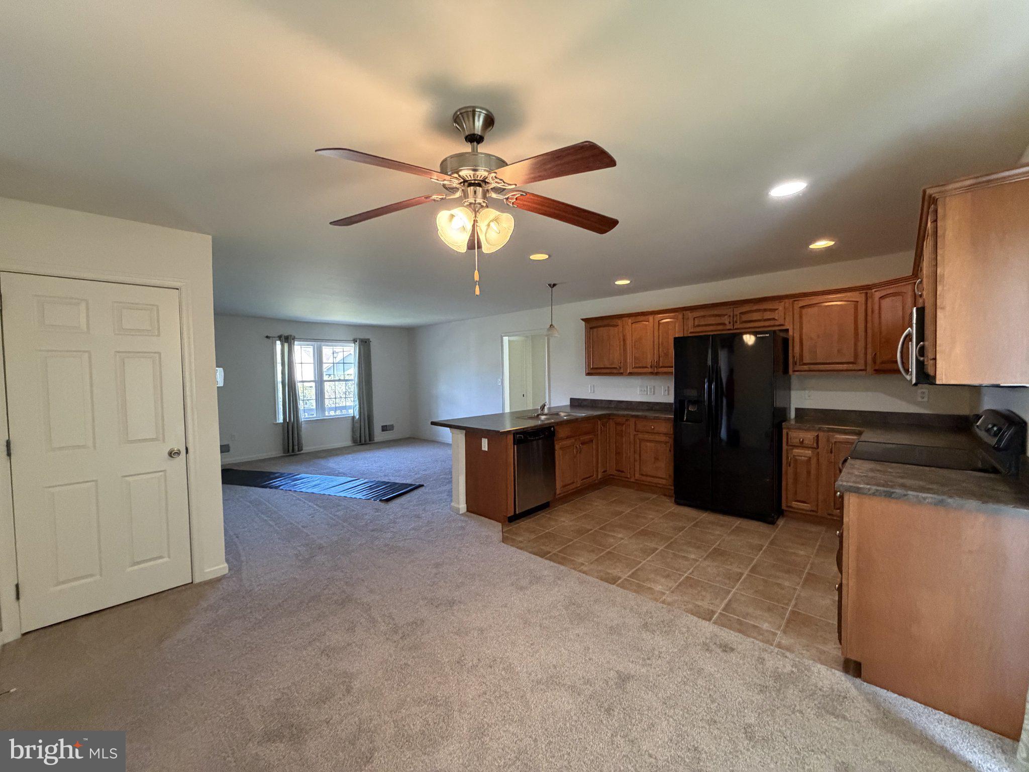 TWIN CREEKS - Residential