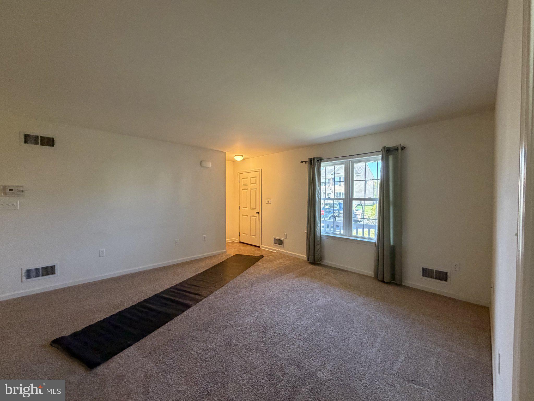 TWIN CREEKS - Residential