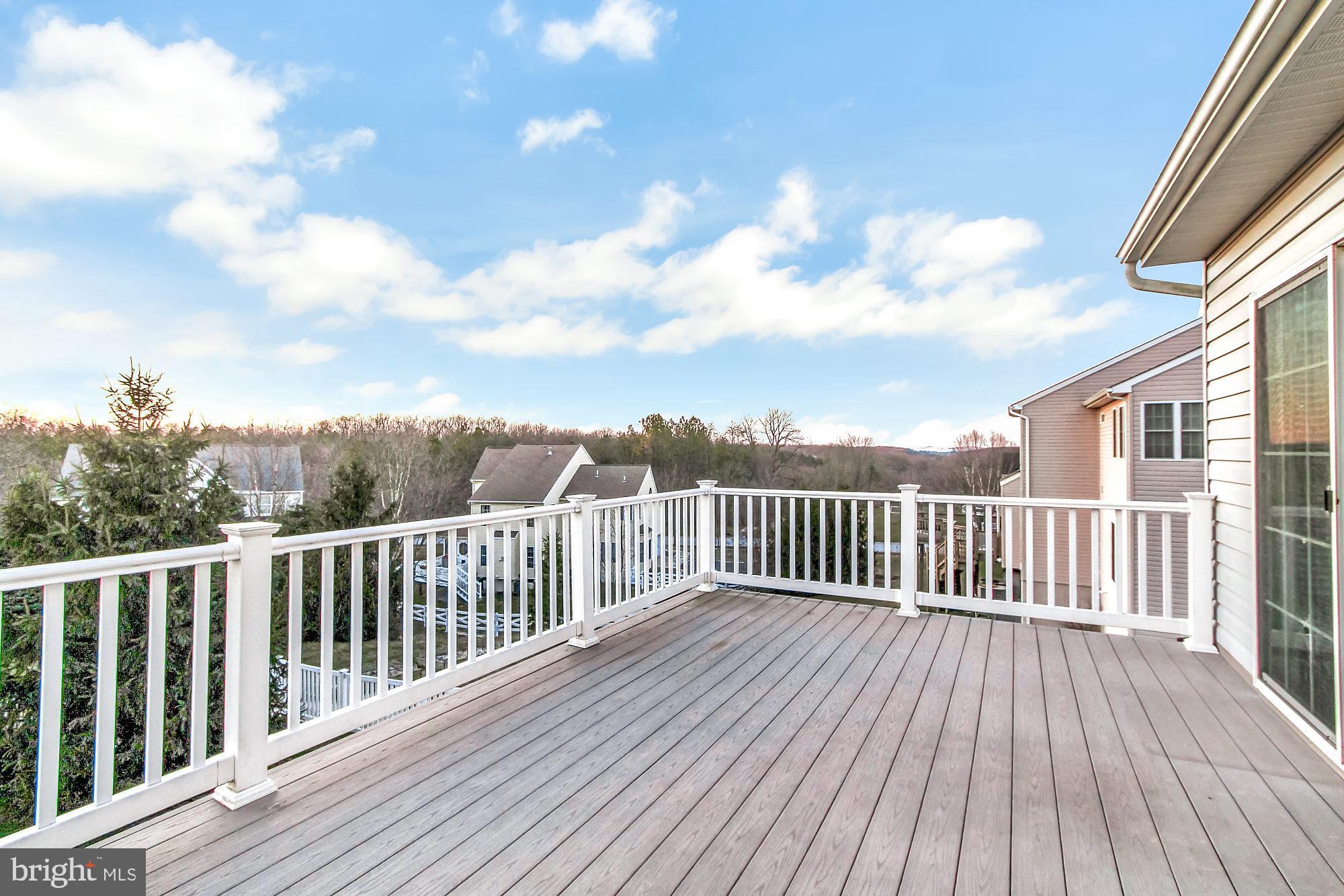 LOGANS RESERVE - Residential