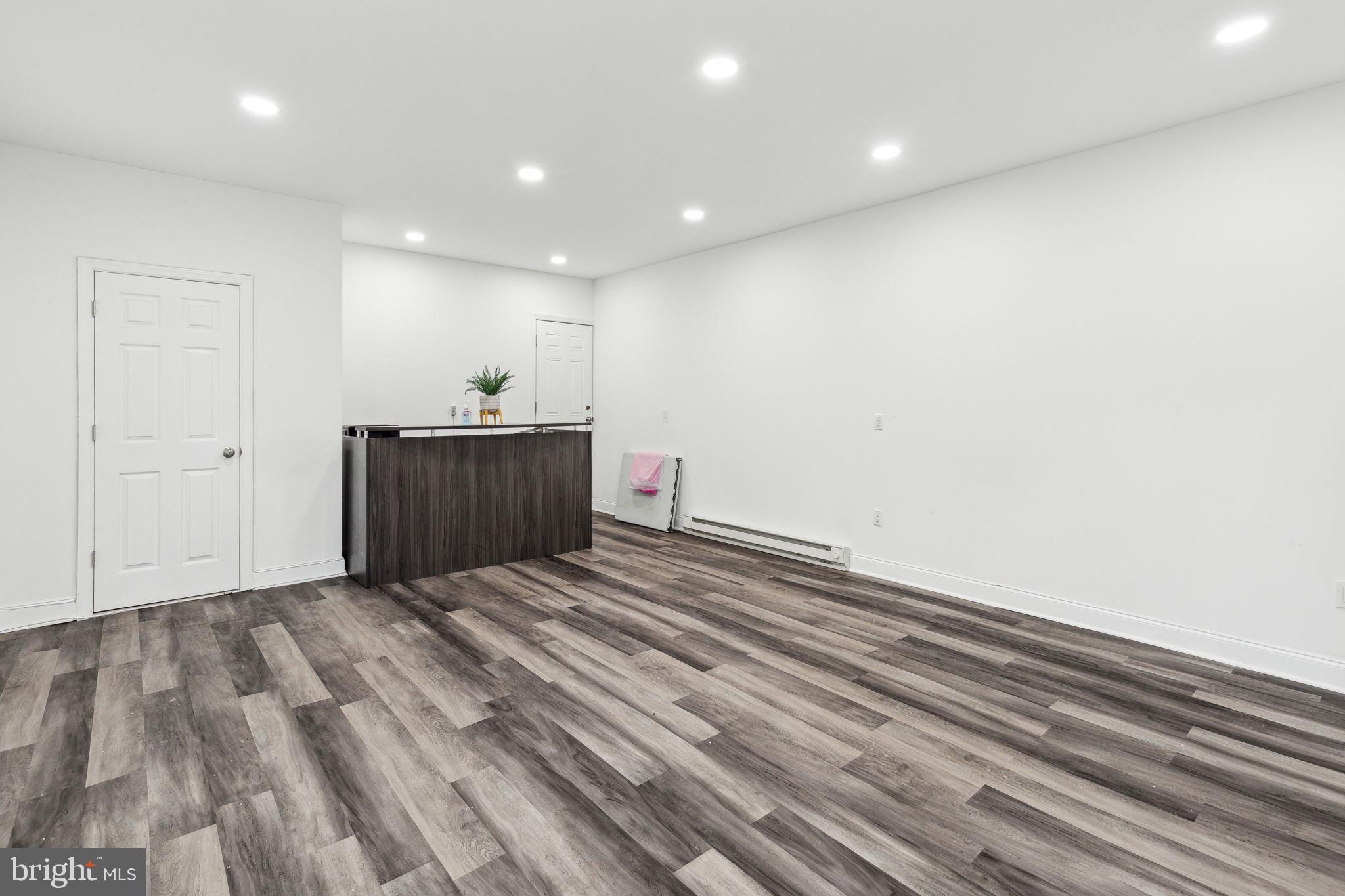 TEMPLE UNIVERSITY - Commercial Sale