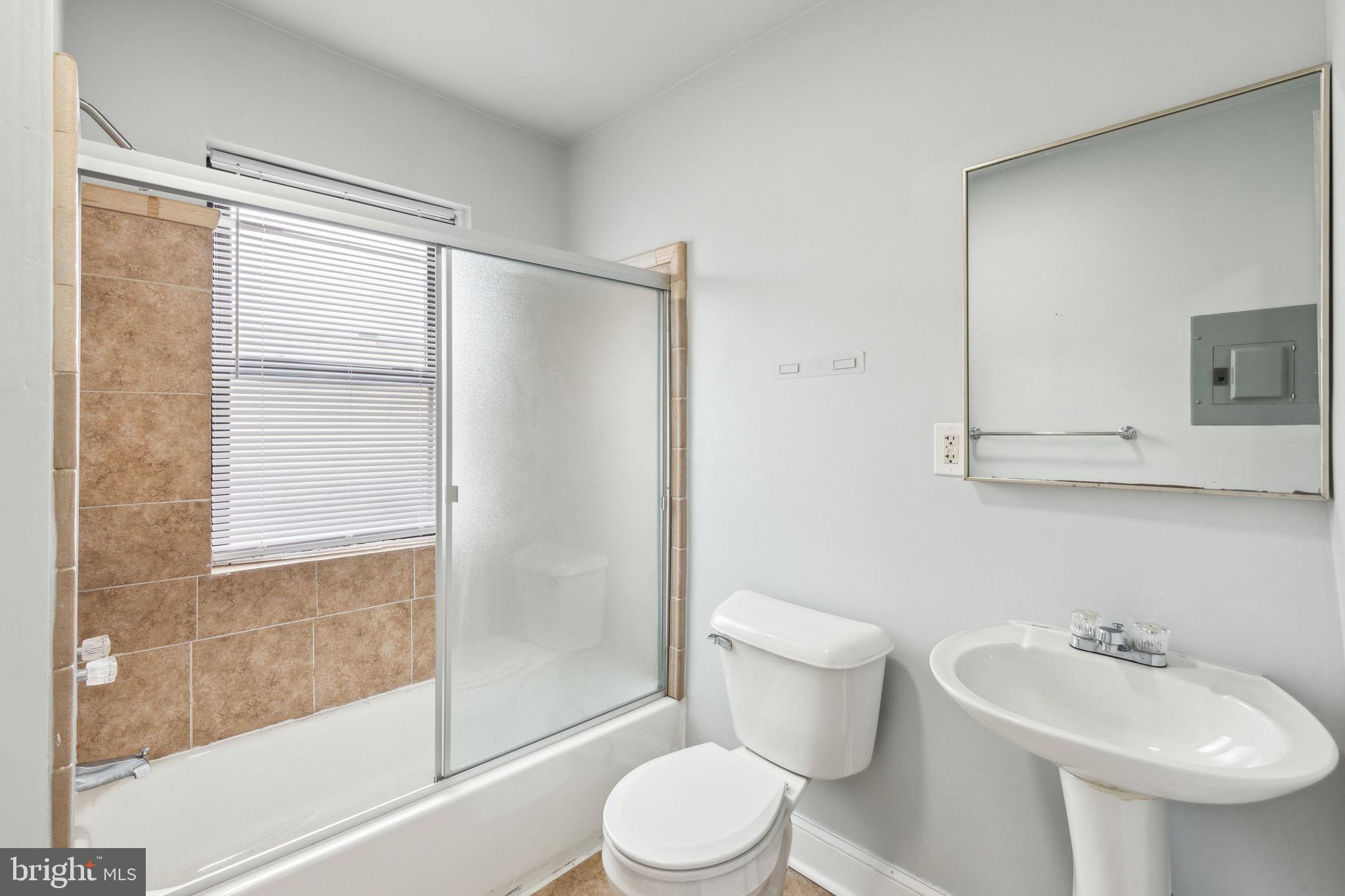 TEMPLE UNIVERSITY - Commercial Sale