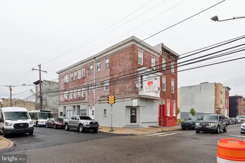 1633 W Oxford Street, Philadelphia, PA MLS: PAPH2482748
