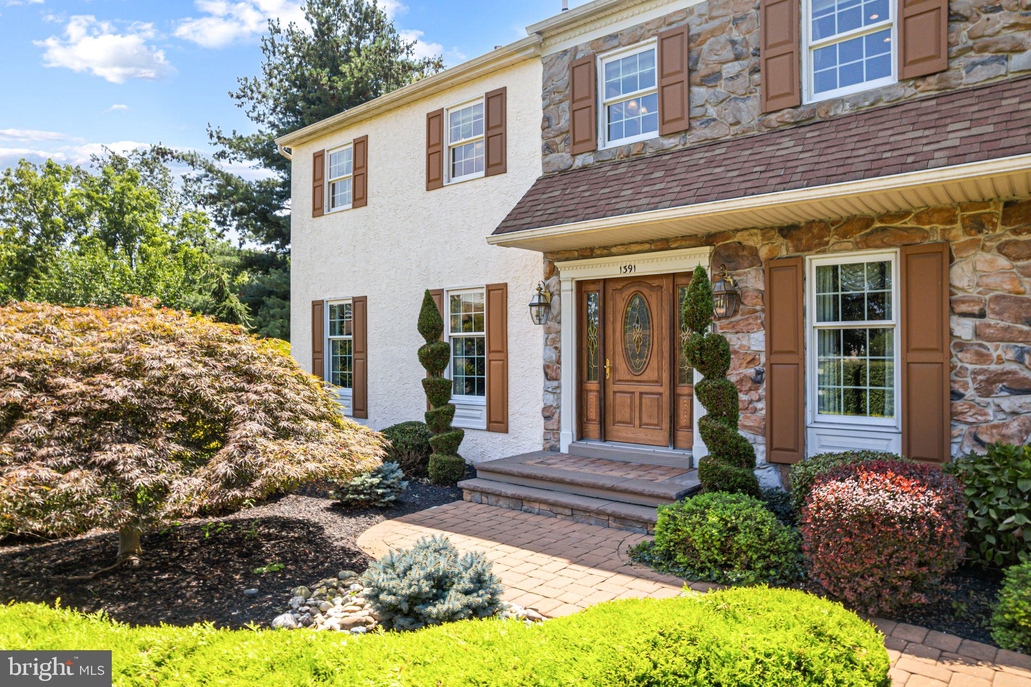 1391 DAWN DRIVE