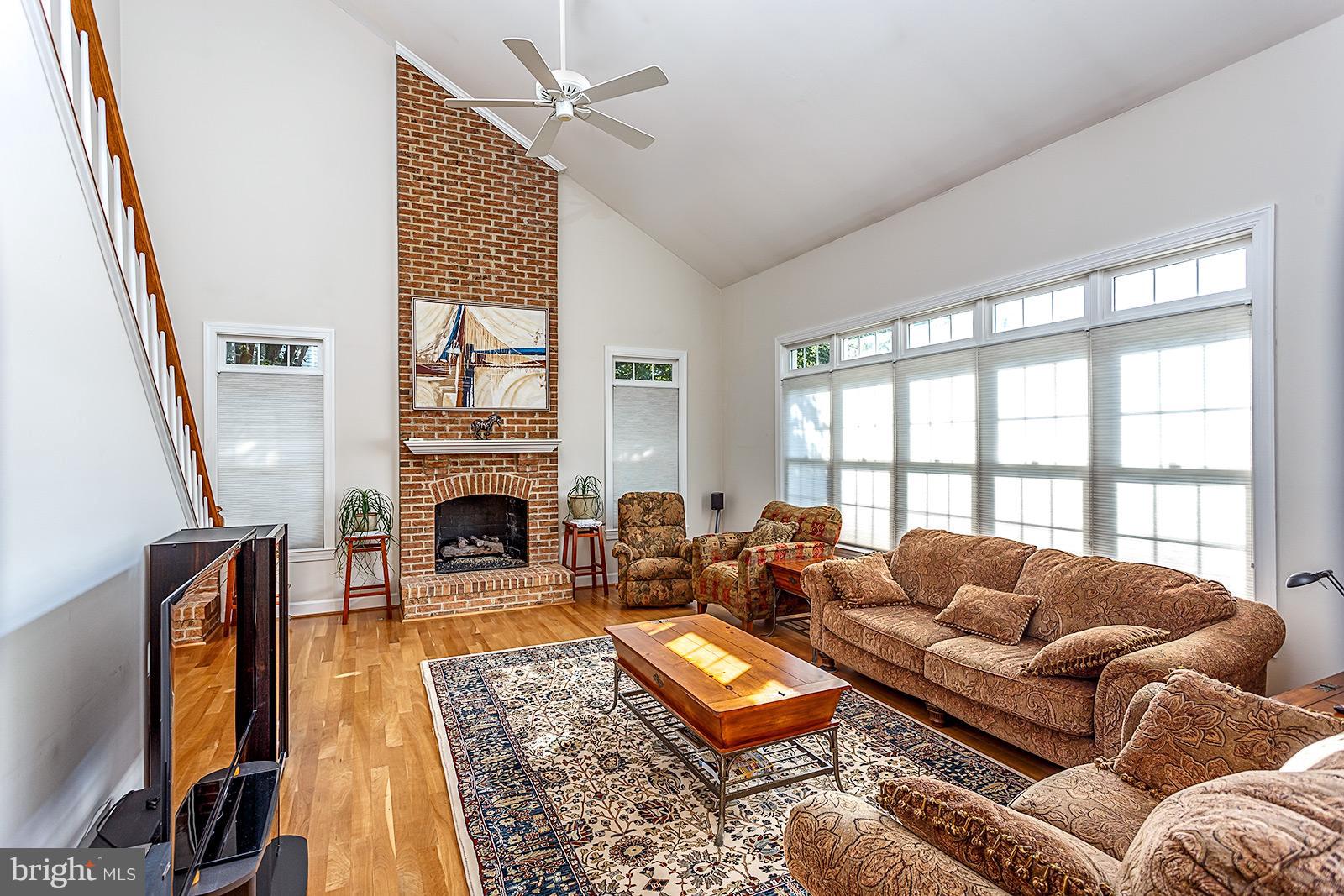 BARRINGTON - Residential