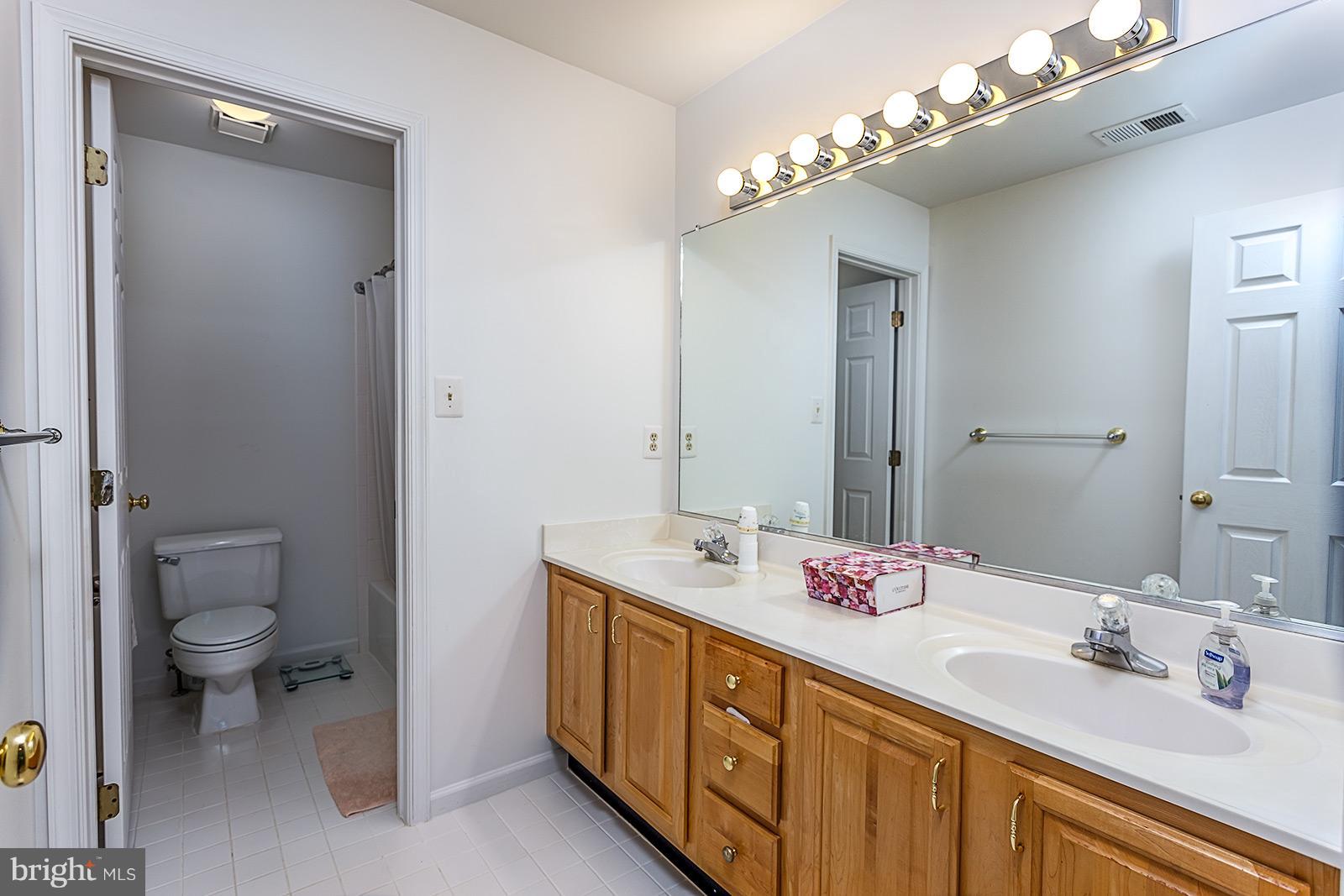 BARRINGTON - Residential