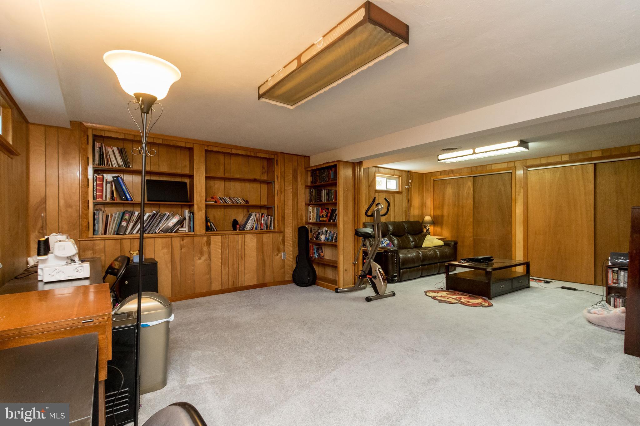 TAYLORSTOWN - Residential