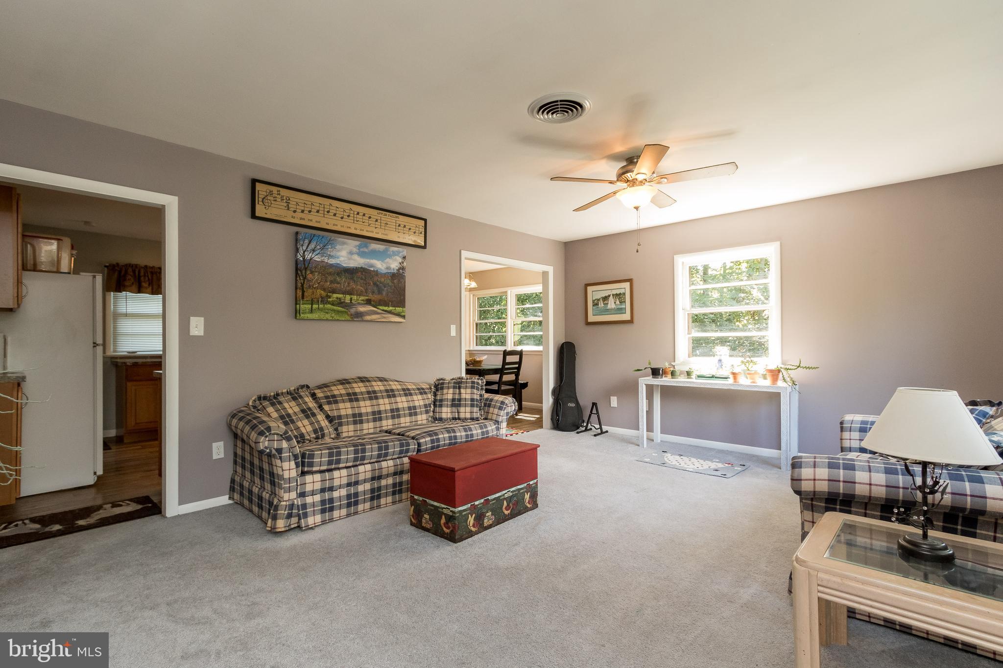 TAYLORSTOWN - Residential