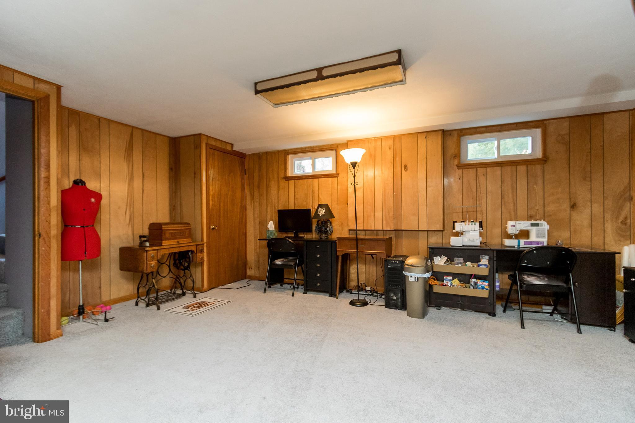 TAYLORSTOWN - Residential