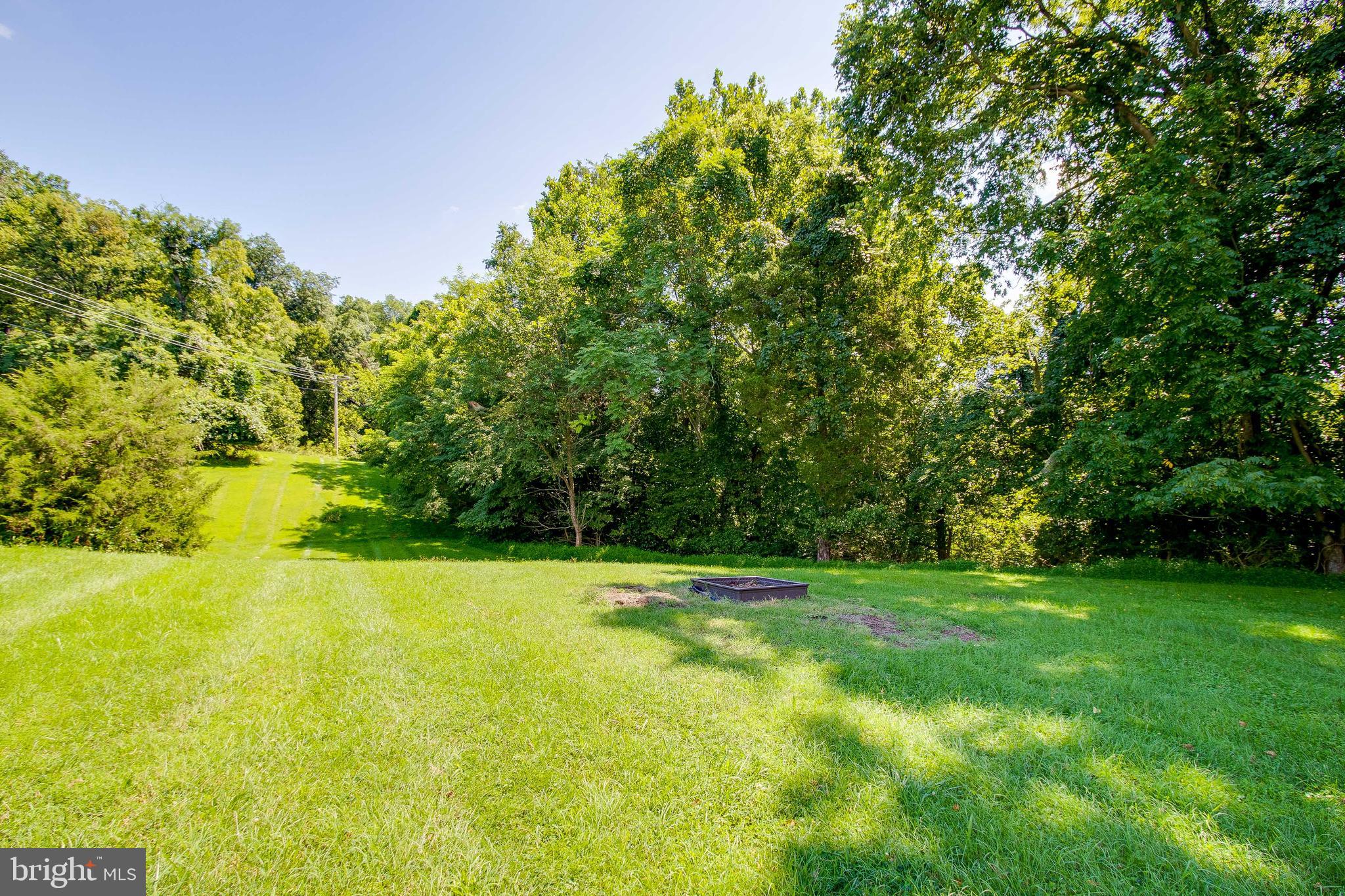 TAYLORSTOWN - Residential