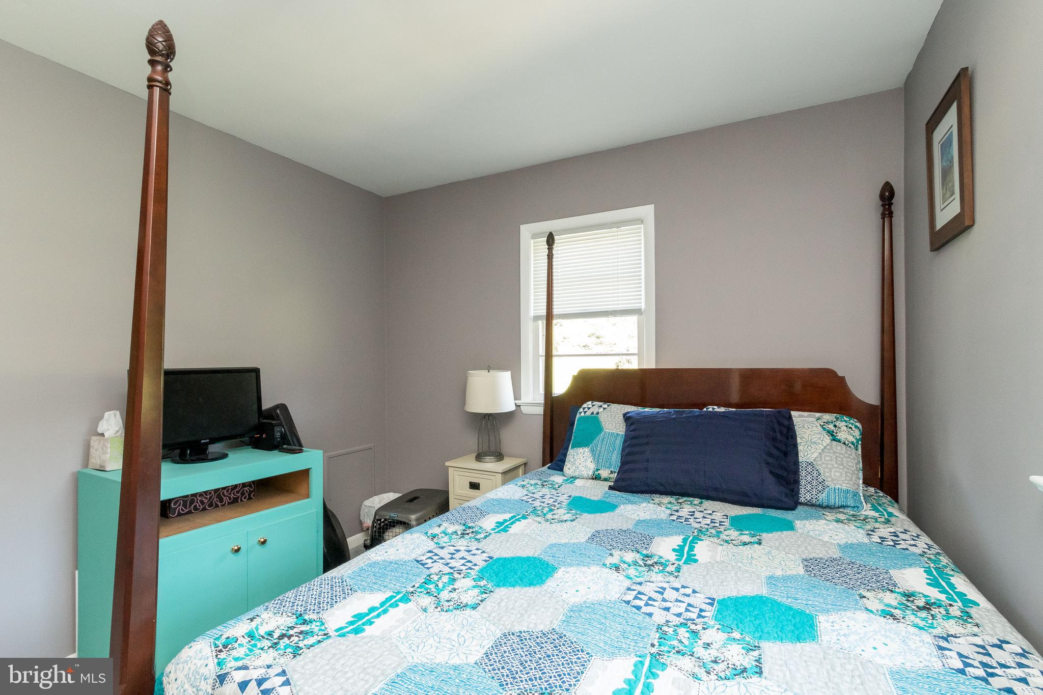 TAYLORSTOWN - Residential