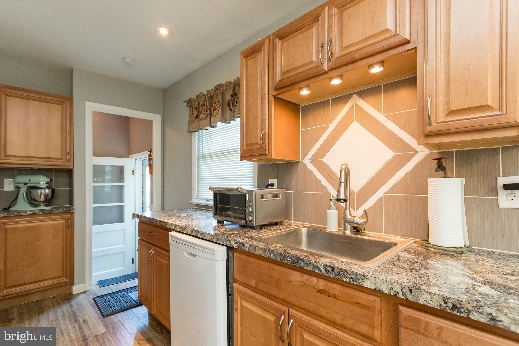 TAYLORSTOWN - Residential