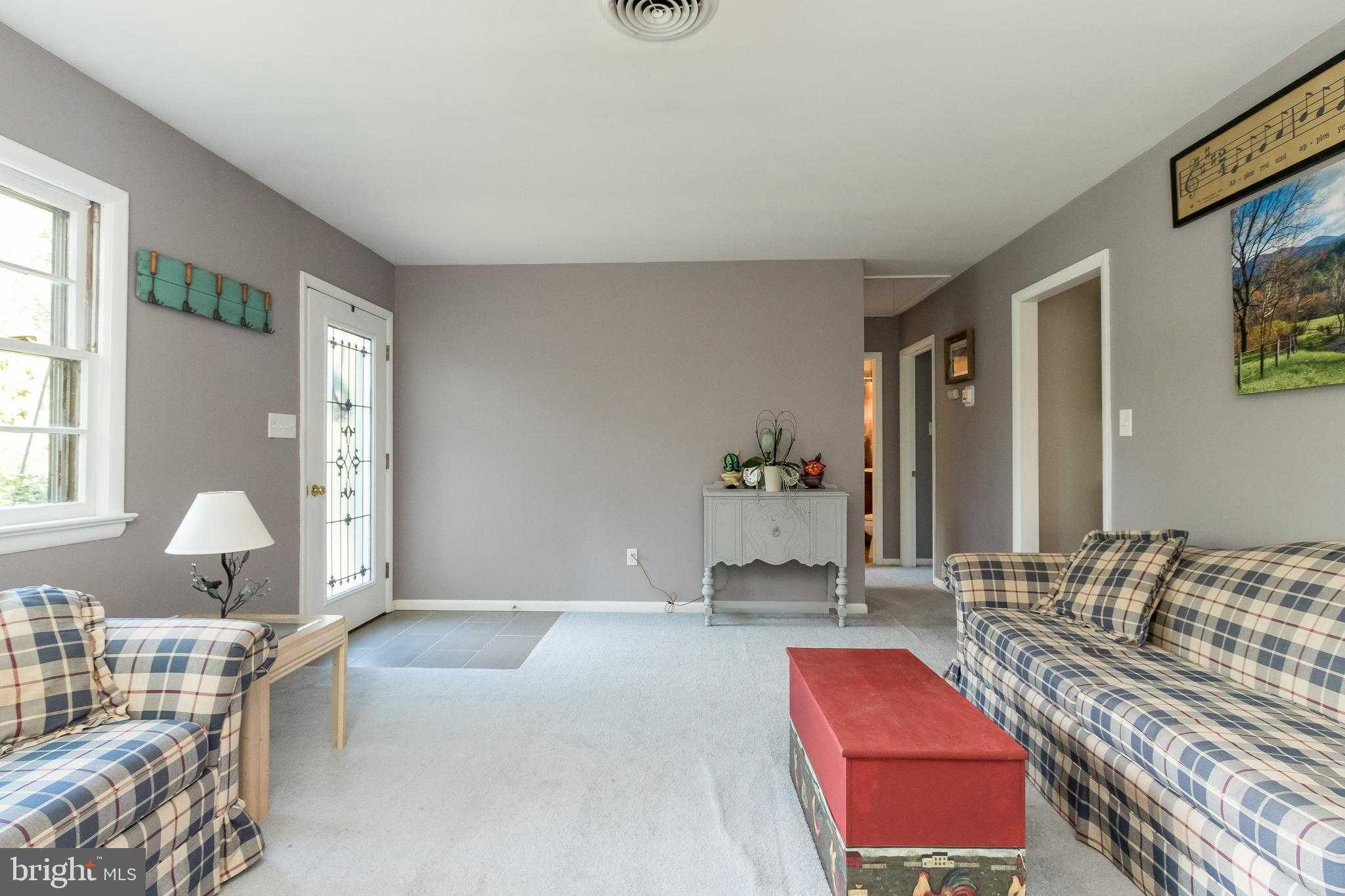 TAYLORSTOWN - Residential