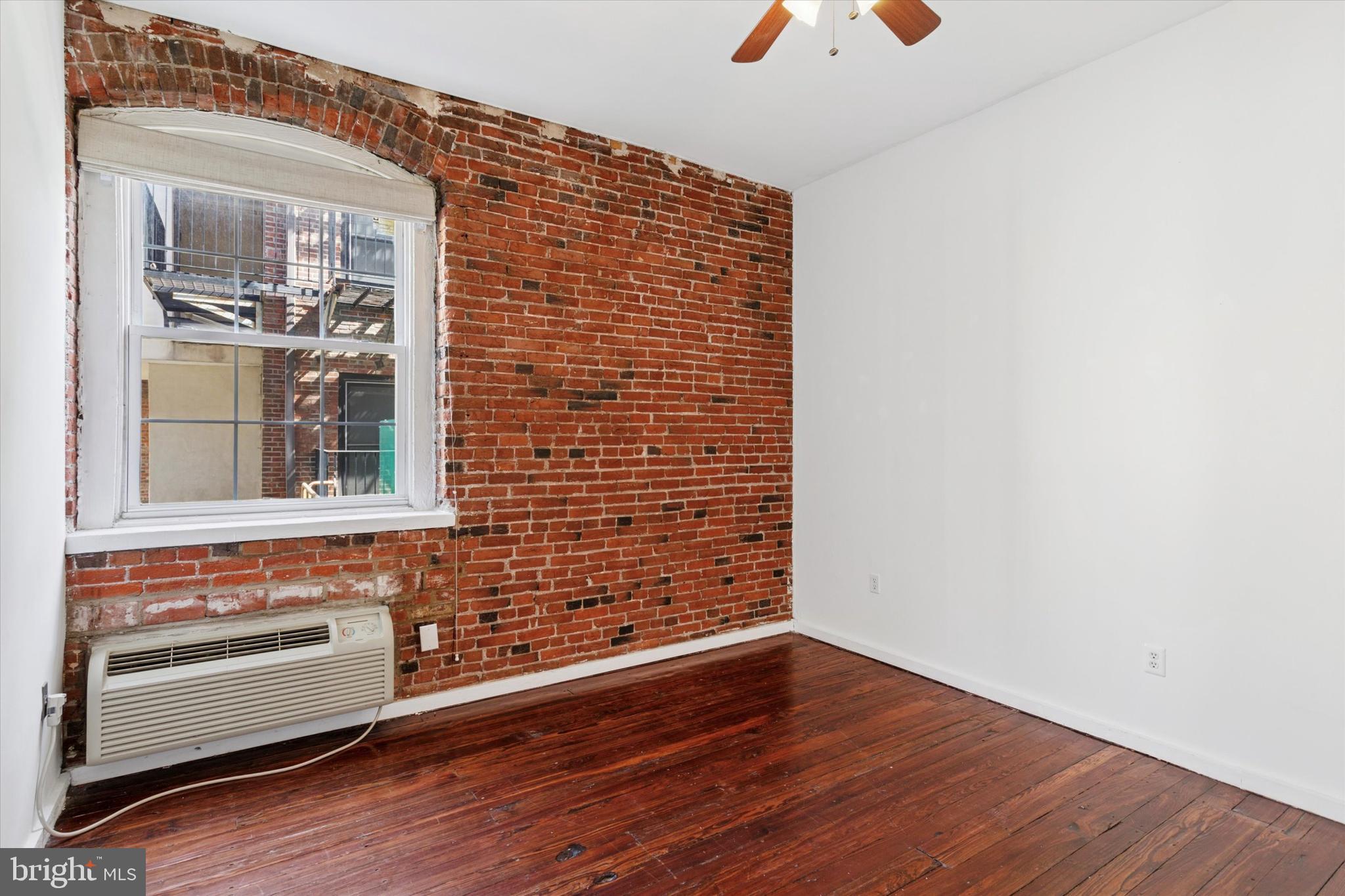 OLD CITY - Residential Lease